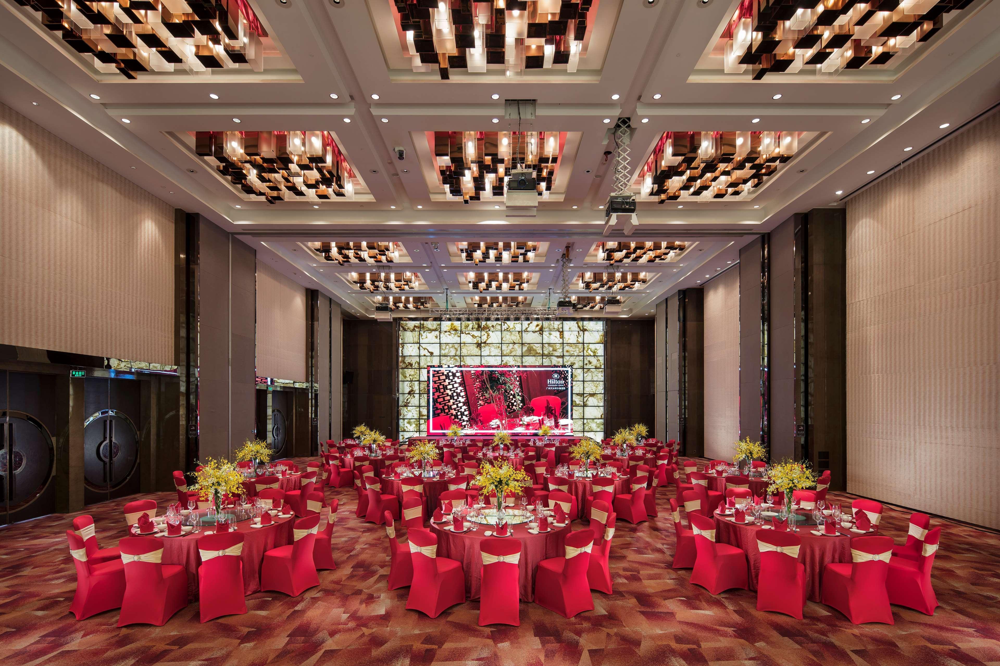 Hilton Guangzhou Tianhe - Free Shuttle Bus And Registration Counter Available During Canton Fair Period Exteriör bild The Grand Ballroom