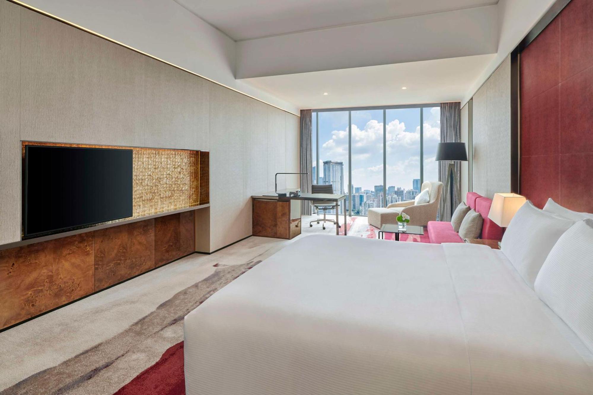 Hilton Guangzhou Tianhe - Free Shuttle Bus And Registration Counter Available During Canton Fair Period Exteriör bild