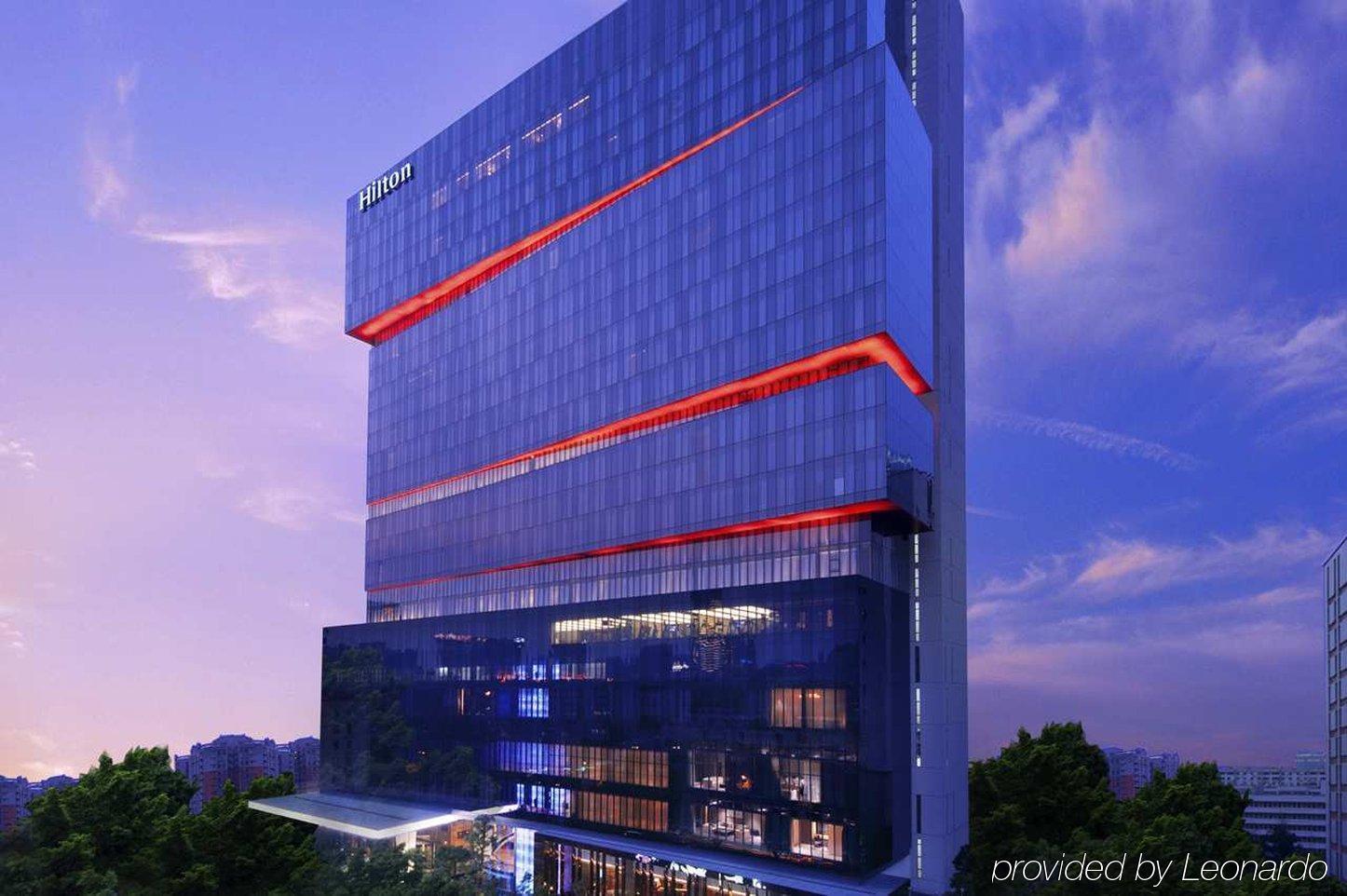 Hilton Guangzhou Tianhe - Free Shuttle Bus And Registration Counter Available During Canton Fair Period Exteriör bild The hotel in 2016